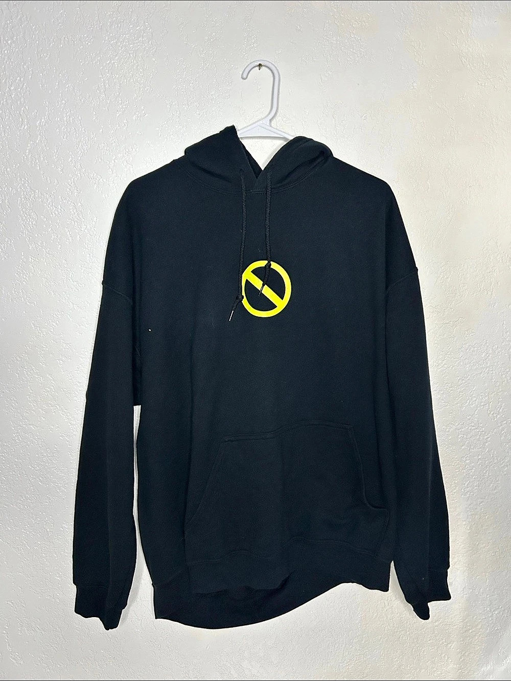 2017 Gildan Future Nobody Safe Tour Shark Hoodie XL